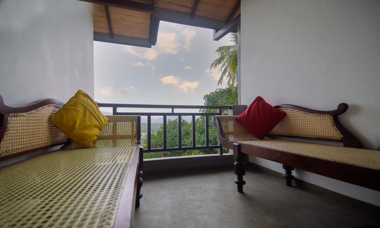 The Hills By Blue Fox Hotel Kandy Exterior photo