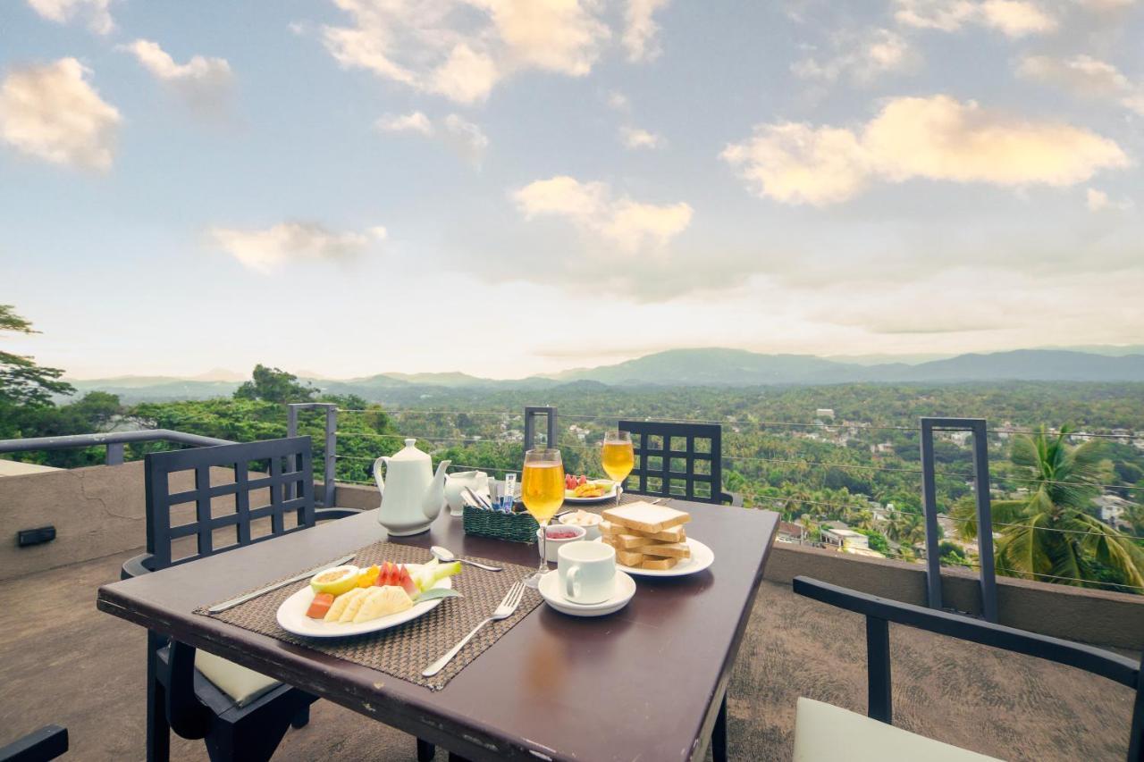 The Hills By Blue Fox Hotel Kandy Exterior photo